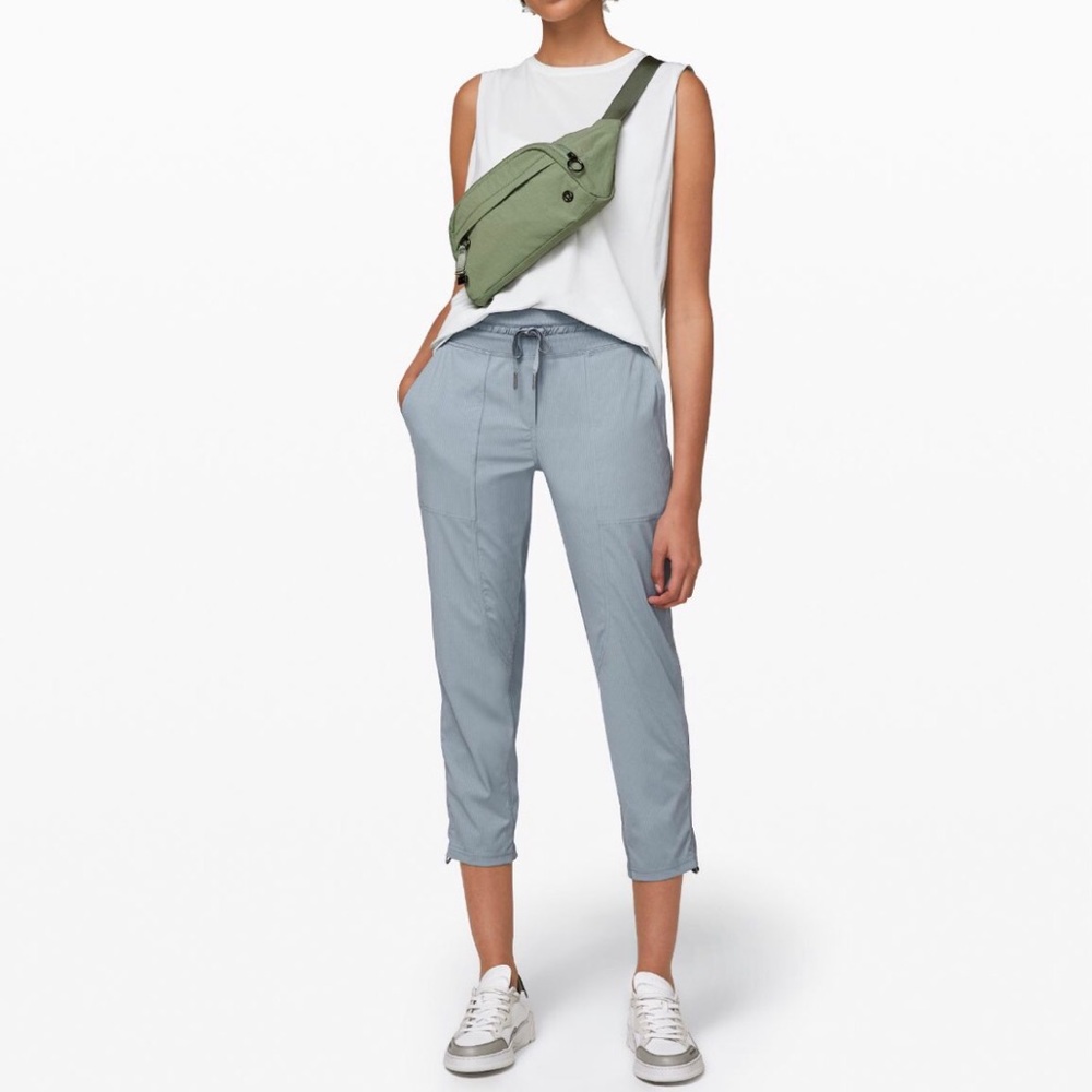Lululemon Dance Studio Crop 25 inch
